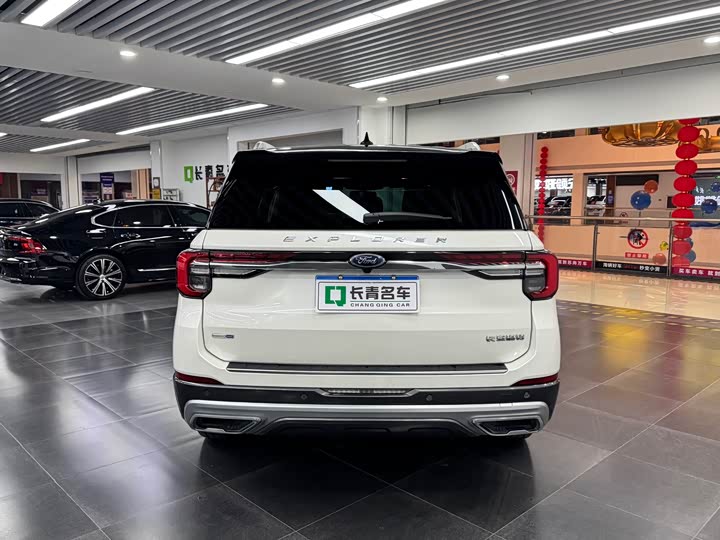 Фото 5 - Ford Explorer