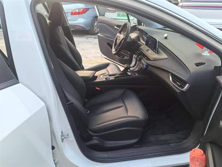 Фото 9 - Buick Velite 6