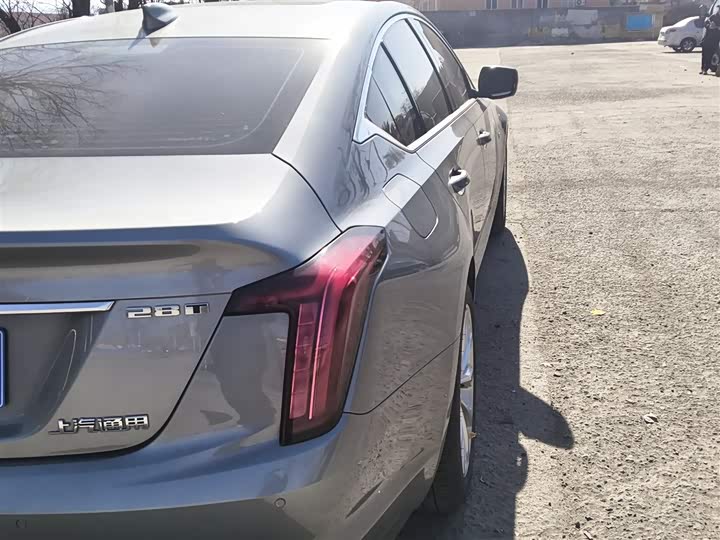 Фото 8 - Cadillac CT5