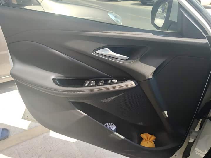 Фото 7 - Buick Verano