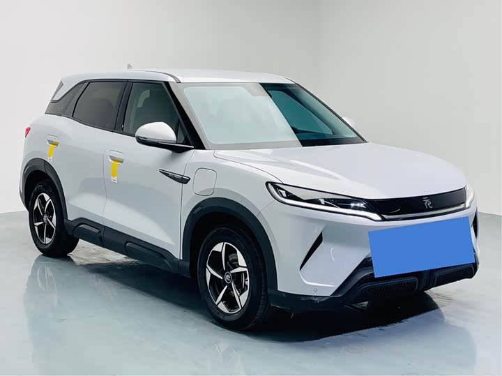 Фото 3 - BYD Yuan Up