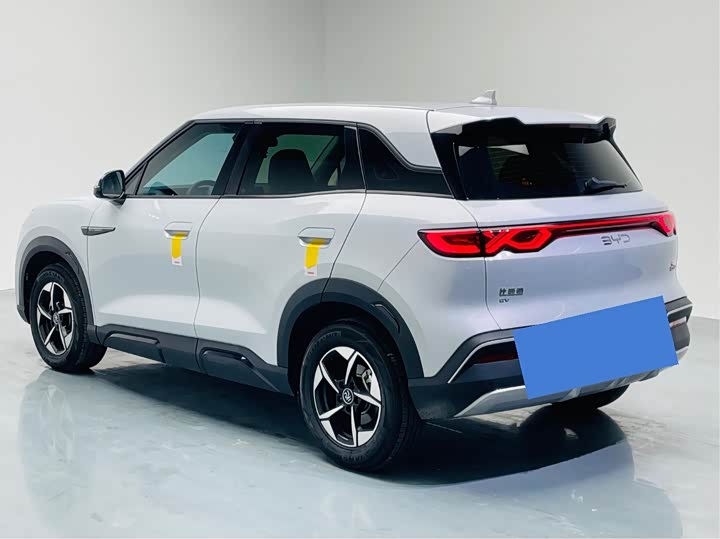 Фото 4 - BYD Yuan Up