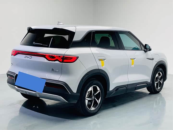 Фото 6 - BYD Yuan Up