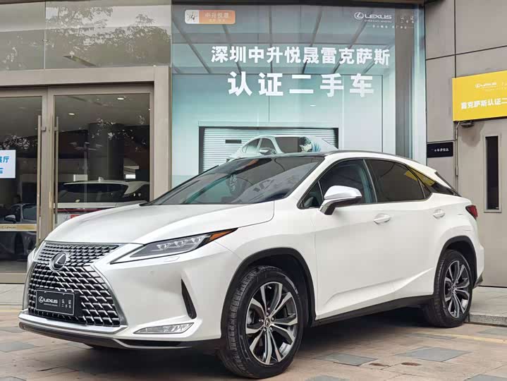 Фото 8 - Lexus RX