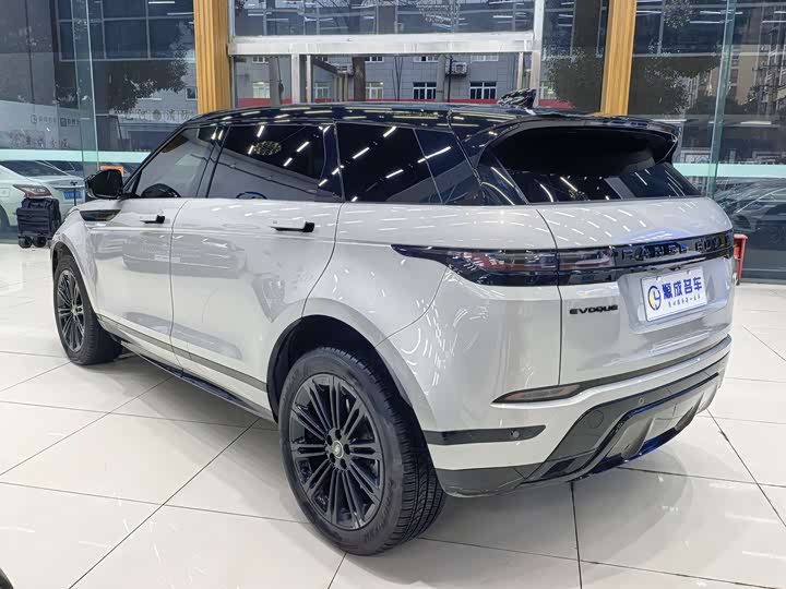 Фото 7 - Land Rover Range Rover Evoque L