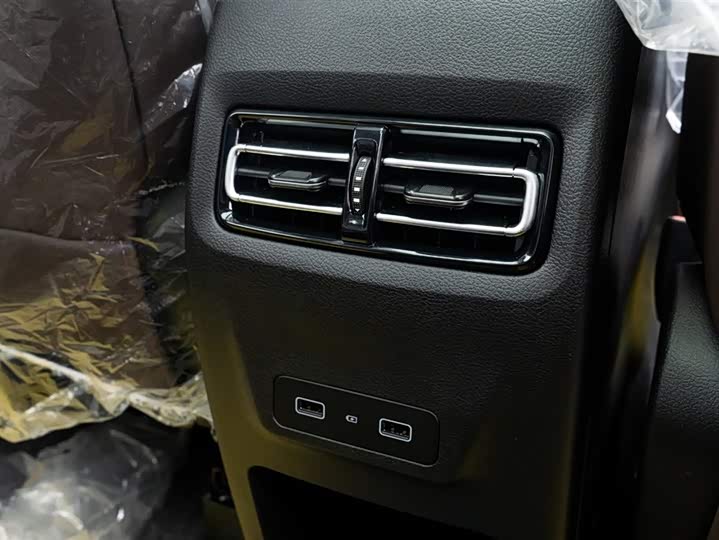 Фото 6 - Jetour X95