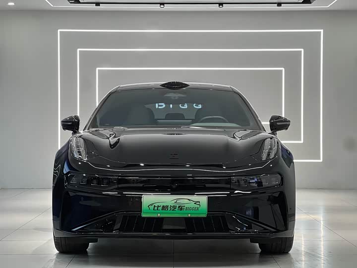 Фото 2 - Zeekr 001