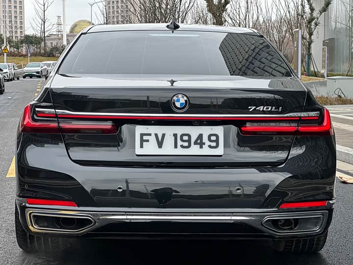 Фото 7 - BMW 7 Series