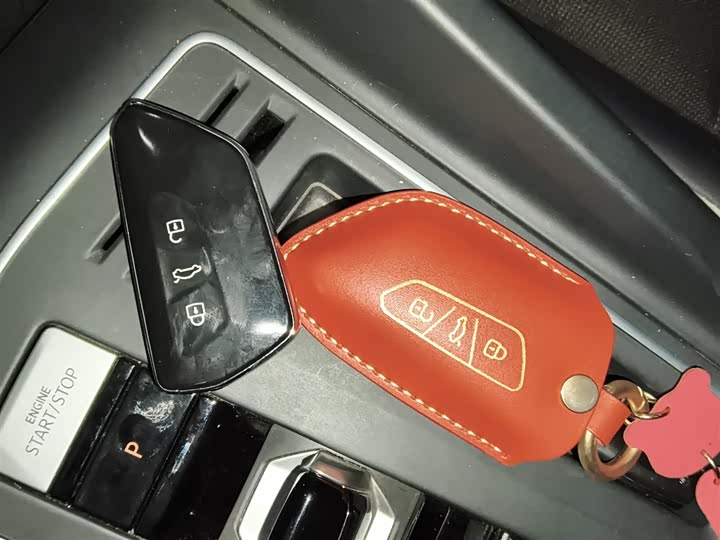 Фото 9 - Volkswagen Golf