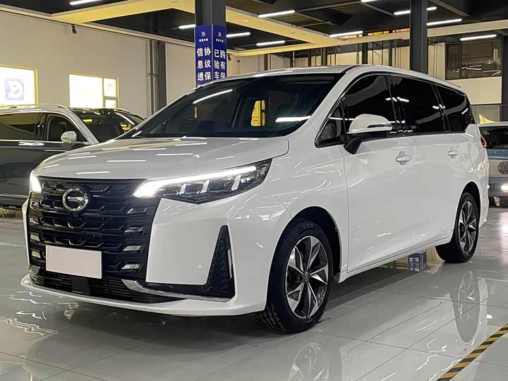 Фото 1 - GAC Trumpchi M6