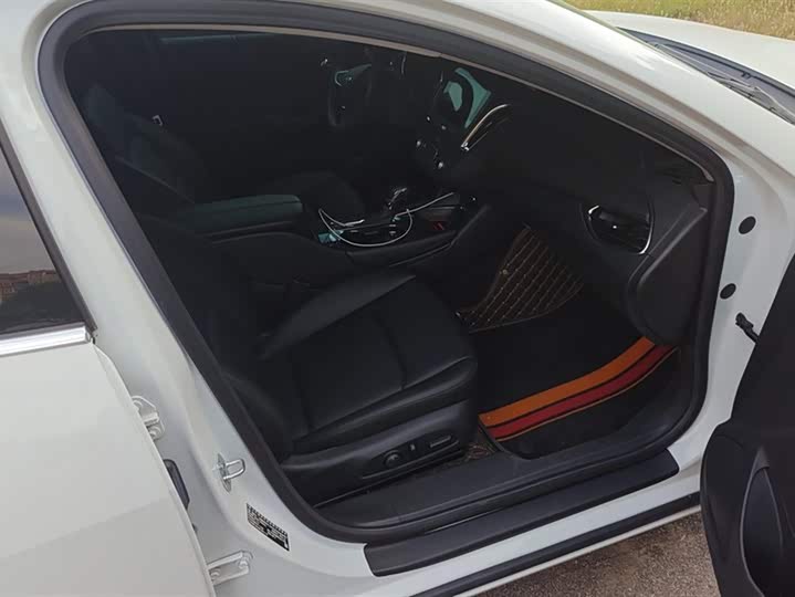 Фото 8 - Chevrolet Malibu XL