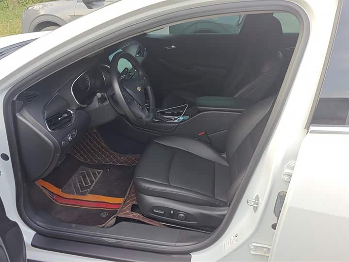 Фото 9 - Chevrolet Malibu XL