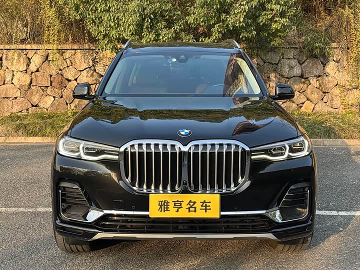 Фото 2 - BMW X7