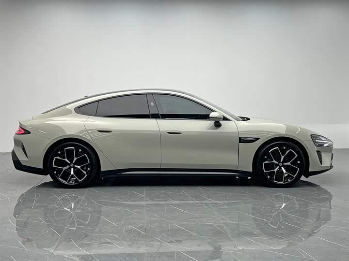 Фото 7 - Xiaomi SU7