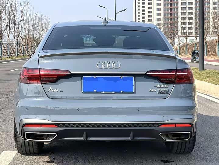 Фото 5 - Audi A4L