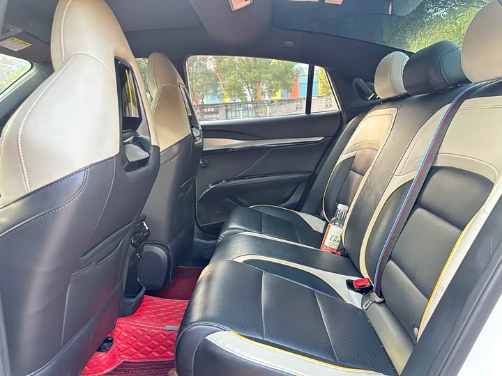 Фото 6 - MG Motor 5 Scorpio