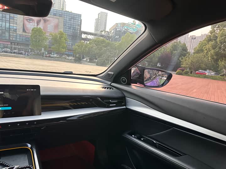 Фото 9 - MG Motor 5 Scorpio