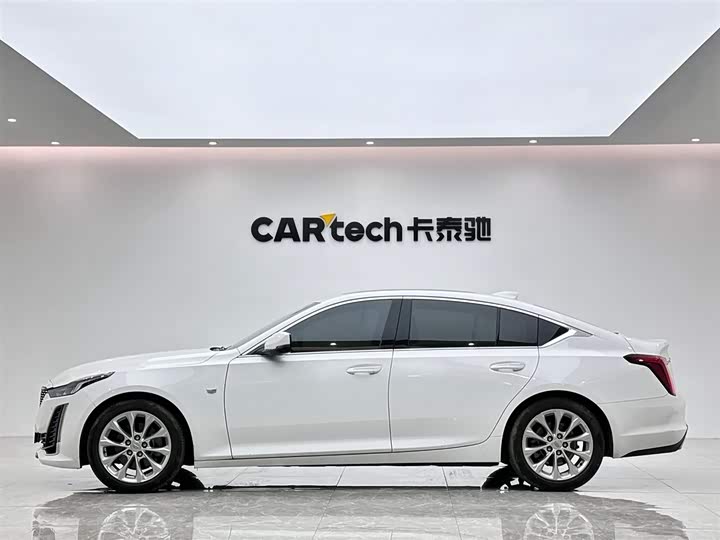 Фото 2 - Cadillac CT5