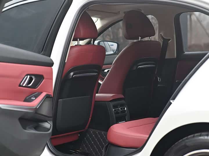 Фото 5 - BMW 3 Series