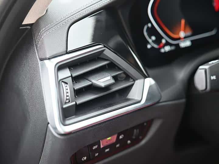 Фото 9 - BMW 3 Series