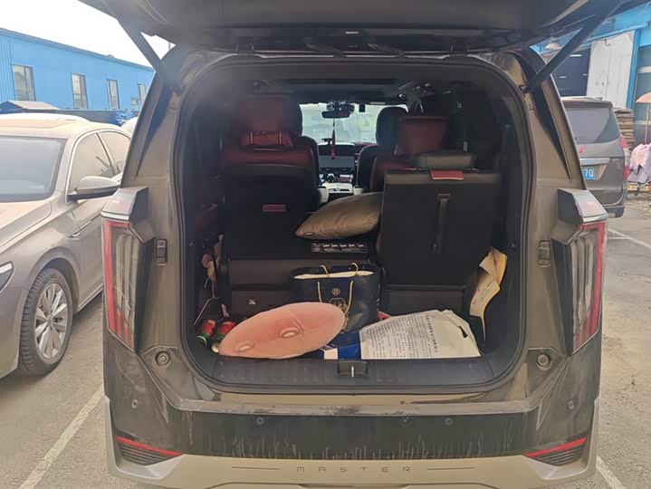 Фото 4 - GAC Trumpchi M8