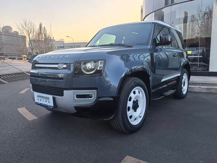 Фото 1 - Land Rover Defender