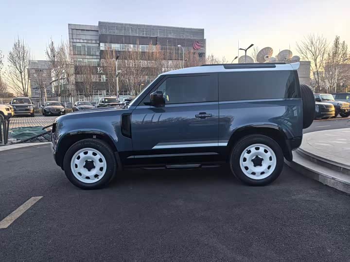 Фото 2 - Land Rover Defender