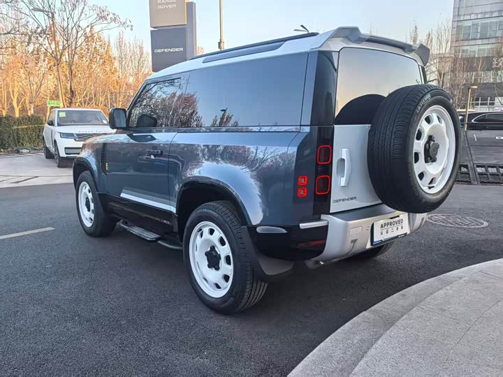 Фото 3 - Land Rover Defender