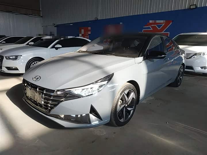 Фото 1 - Hyundai Elantra N line