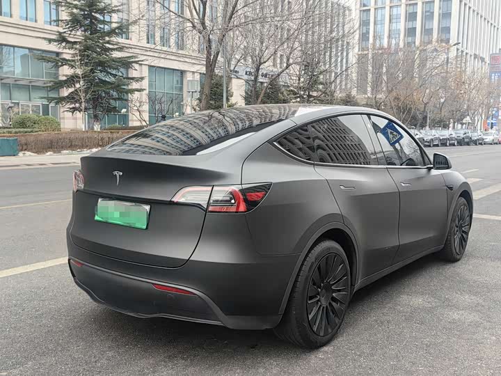Фото 4 - Tesla Model Y
