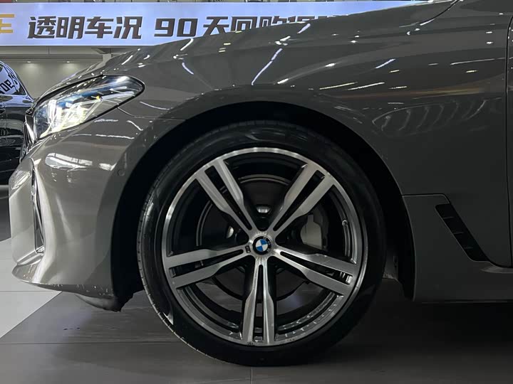 Фото 5 - BMW 6 Series GT