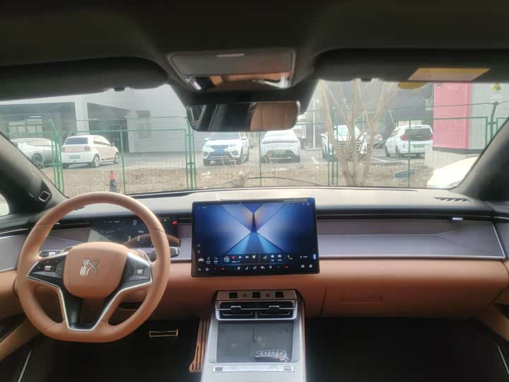 Фото 6 - BYD Han L