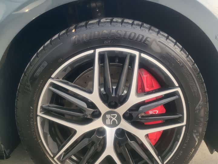 Фото 8 - BYD Han L