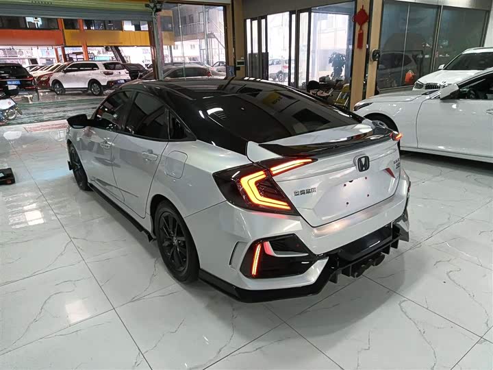 Фото 5 - Honda Civic