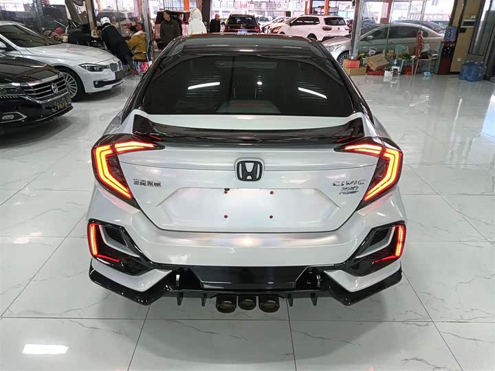 Фото 6 - Honda Civic