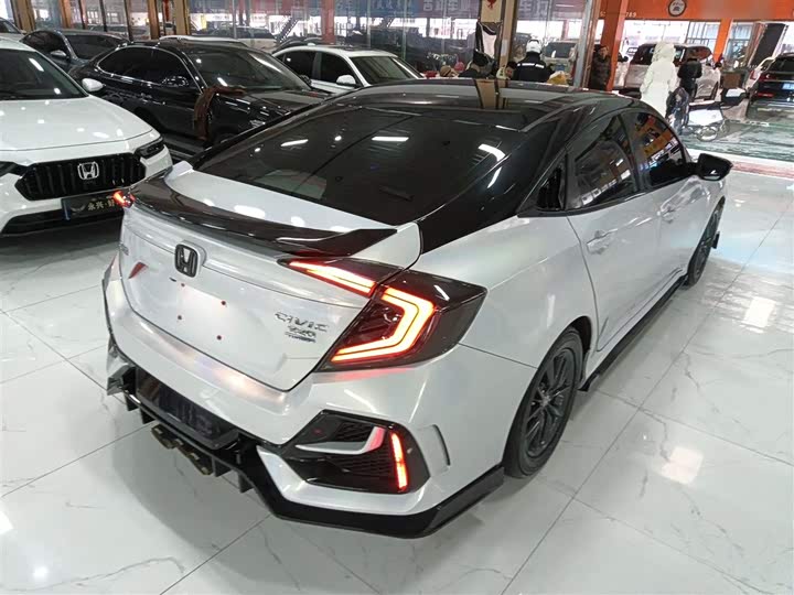 Фото 7 - Honda Civic