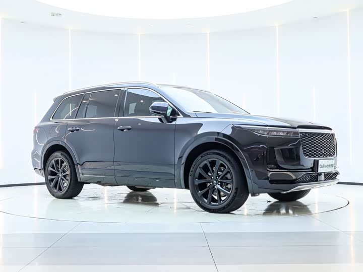 Фото 3 - LiXiang One