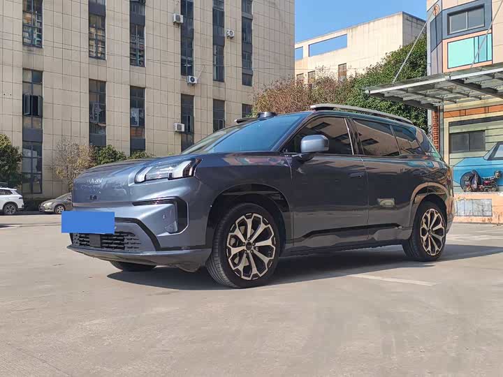 Фото 1 - GAC Aion V