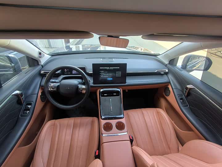 Фото 9 - GAC Aion V