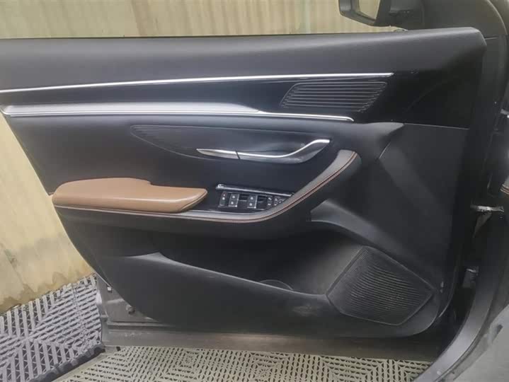 Фото 7 - BYD Song Plus