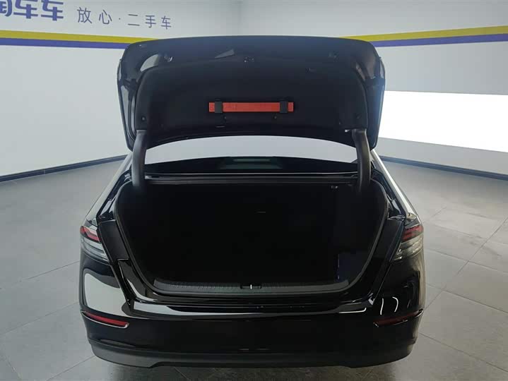 Фото 4 - Honda Accord