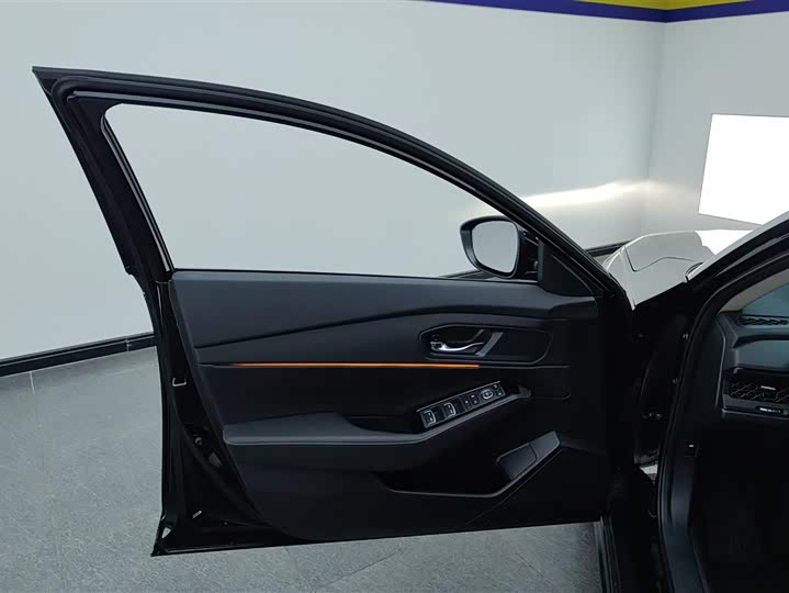 Фото 7 - Honda Accord