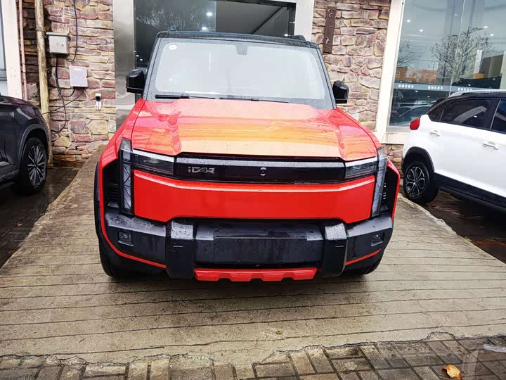 Фото 2 - Chery iCar 03T