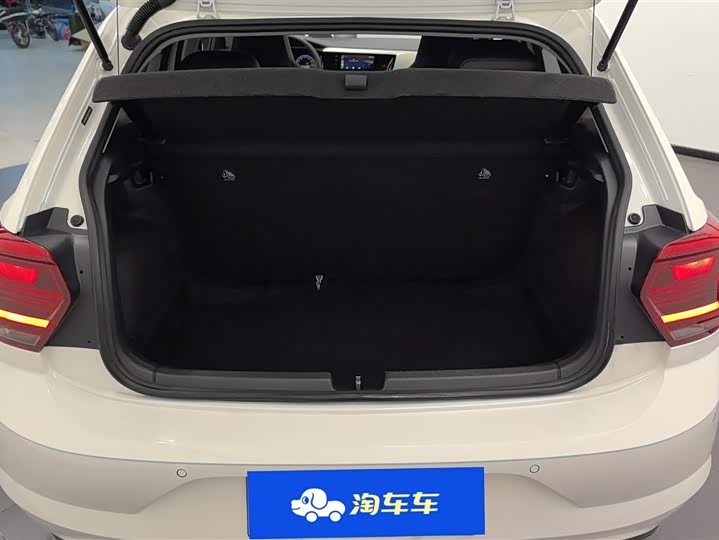 Фото 4 - Volkswagen Polo