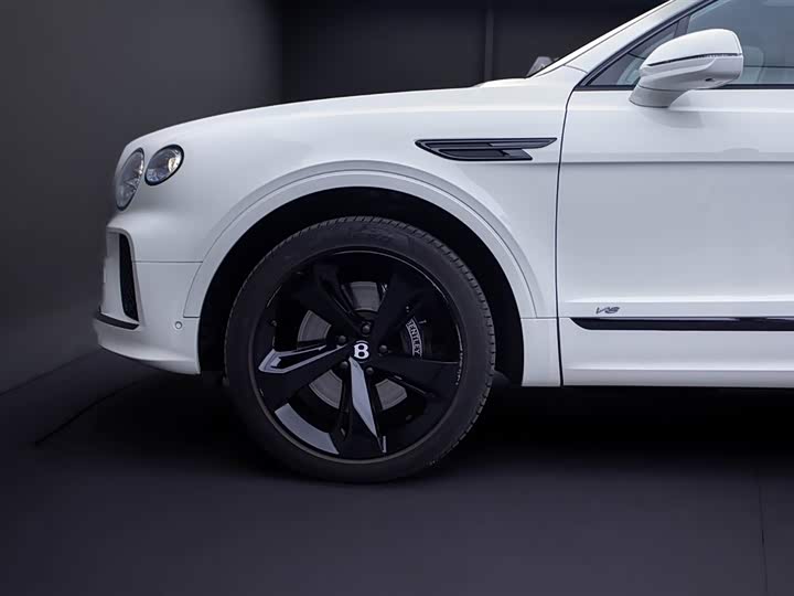 Фото 5 - Bentley Bentayga