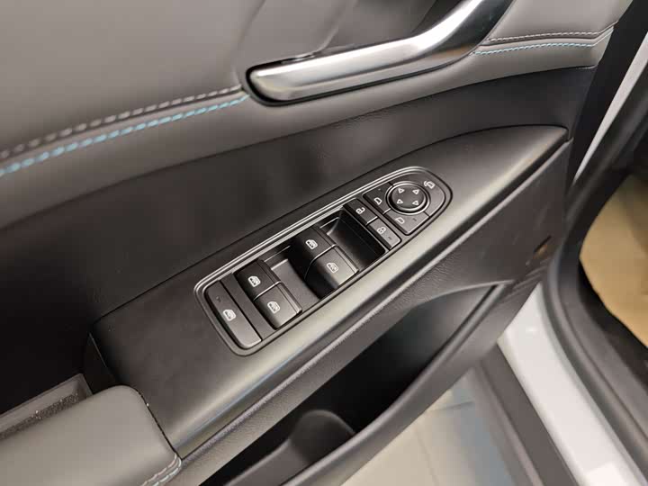 Фото 9 - BYD Qin Plus