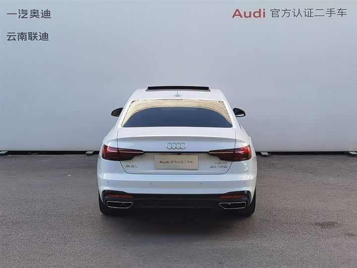 Фото 5 - Audi A4L