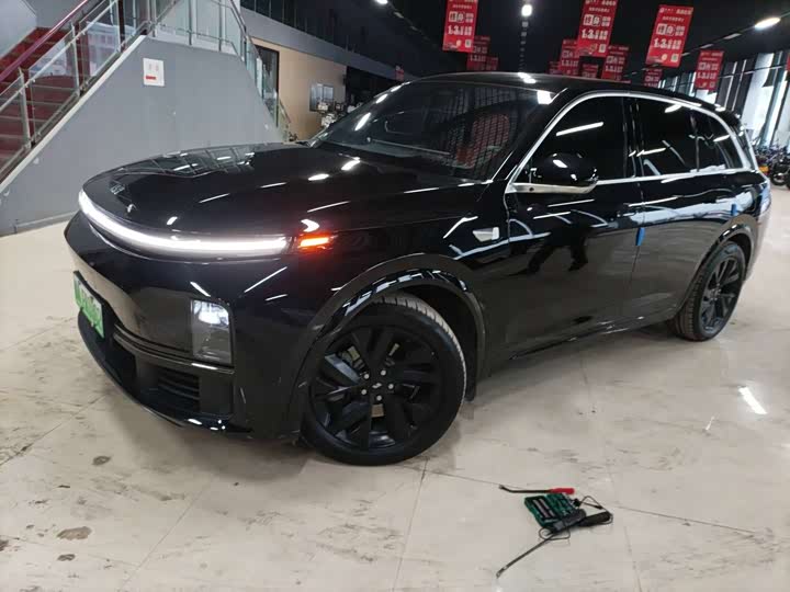 Фото 1 - LiXiang L7