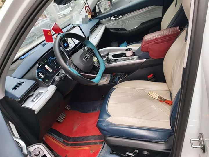 Фото 8 - Geely Preface