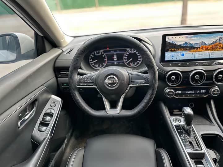 Фото 3 - Nissan Sylphy